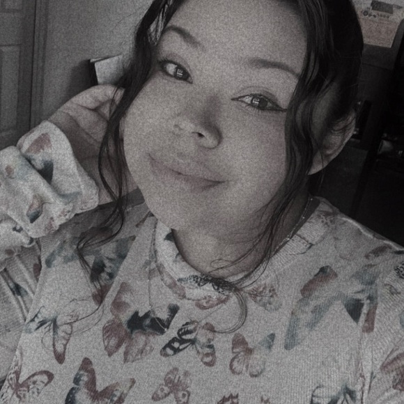 Meet your Posher, Roxanna - Picture 1 of 1